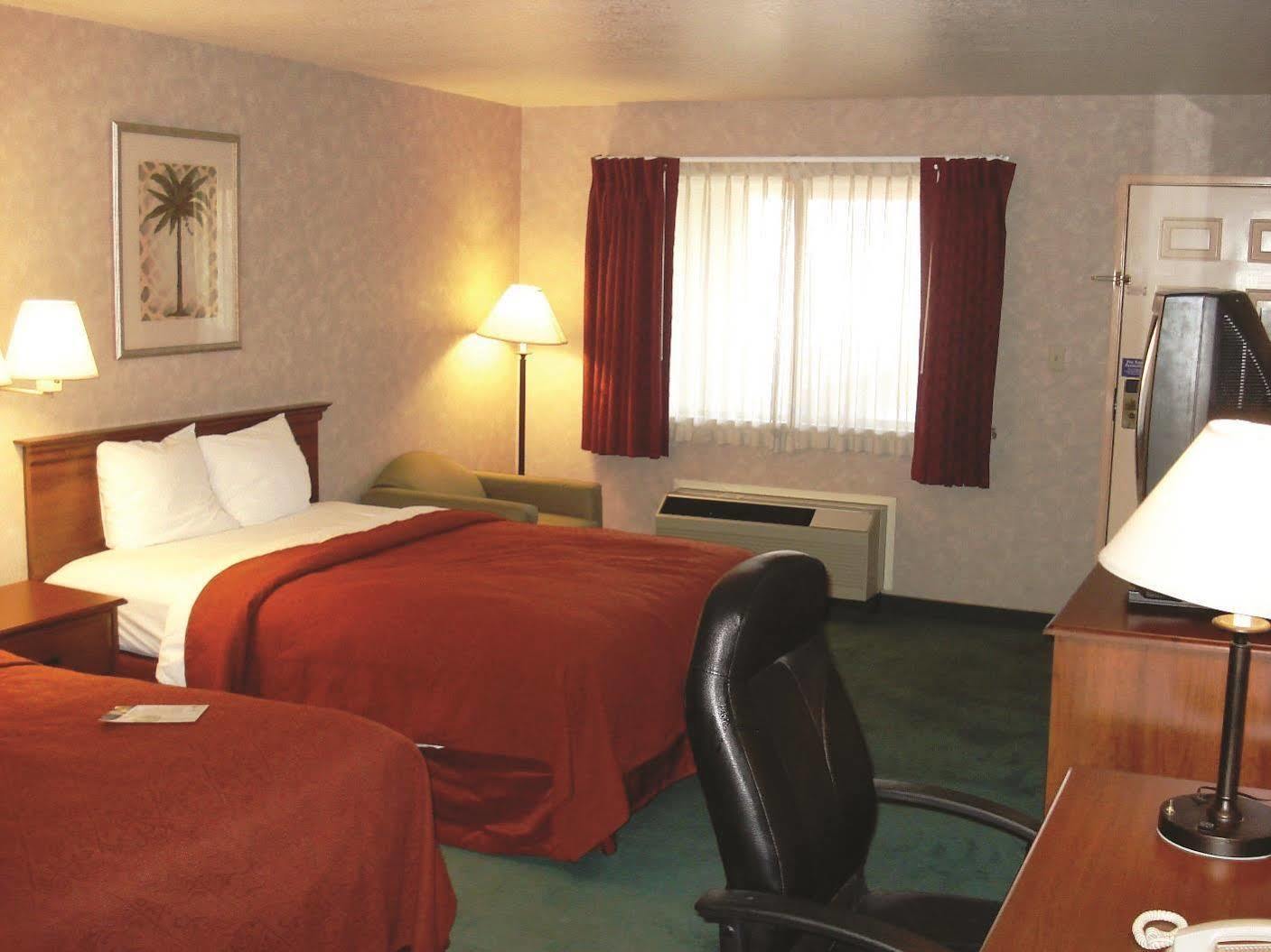 Holiday Inn Express Oakdale, An Ihg Hotel Extérieur photo